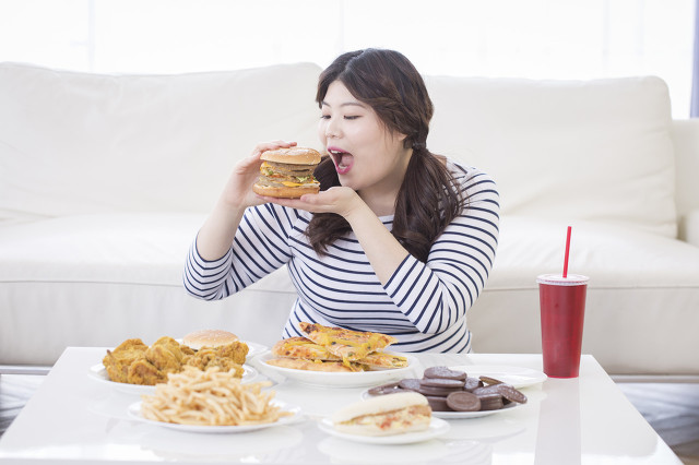 食欲太大控制不住怎么办,食欲太好老想吃撑怎么办