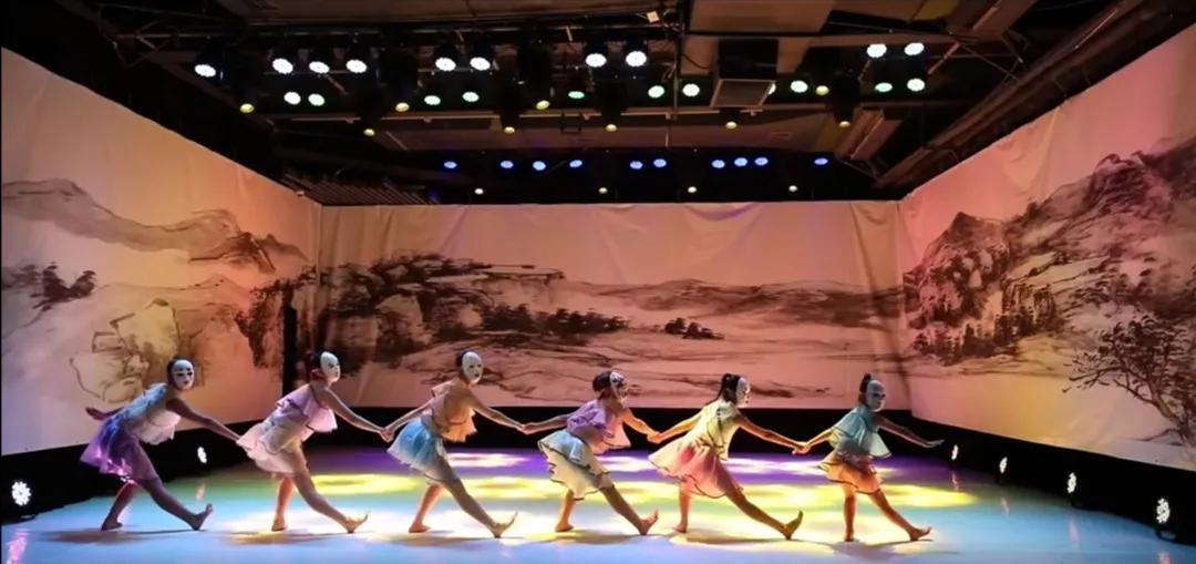 贵阳市体育文化公园舞蹈汇演,贵阳山地艺术节