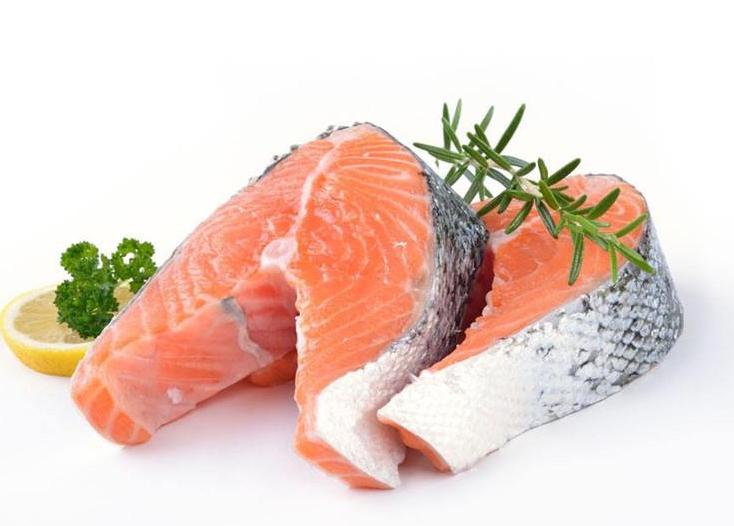 博美狗狗美毛的食物有哪些,博美犬吃什么毛发长得好