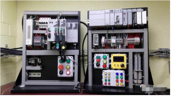 入门PLC学三菱还是西门子,三菱plc和西门子plc哪个用得更多