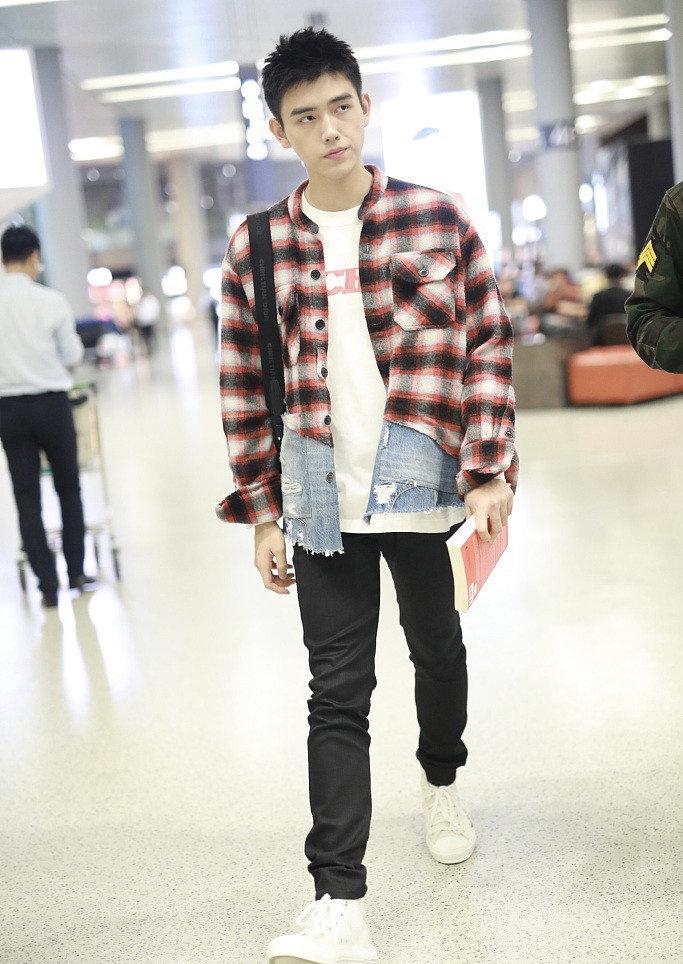 跟着明星学穿搭成熟秋冬男,穿搭男潮流最新款