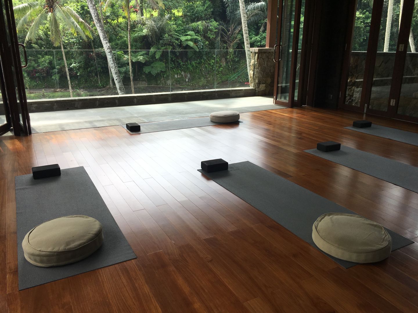 五星级酒店免费的东西,五星级酒店的超值服务