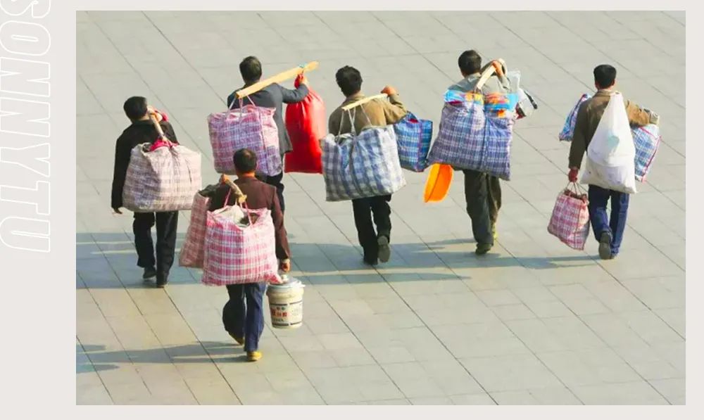 lv空气马甲捡漏,lv防撞袋马甲