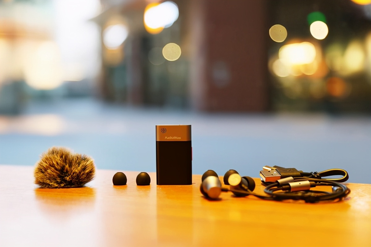 主播专用声卡艾肯,塞宾声卡麦克风评测