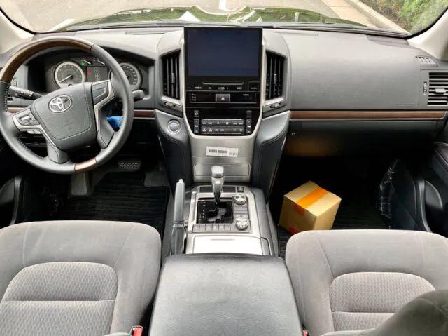 陆巡4600和5700有哪些优缺点,2019款陆巡中东版4600价格表