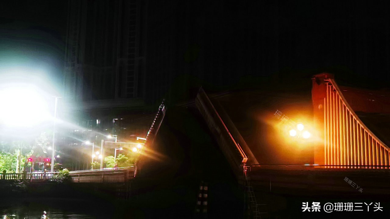 凌晨一点的中山桥,凌晨十二点的中山桥