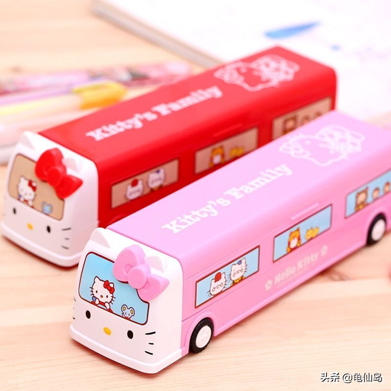 不同年代的文具盒,不同年代的文具盒里面的文具