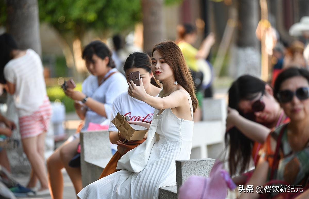 广东深圳龙华大浪商业街实拍,深圳逐渐消失的打工人