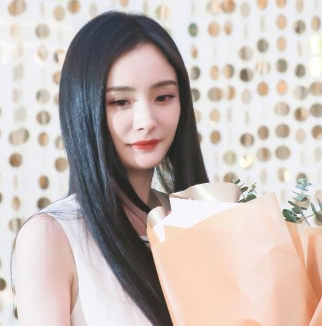 宋祖儿佟丽娅造型,佟丽娅和宋祖儿同款短发