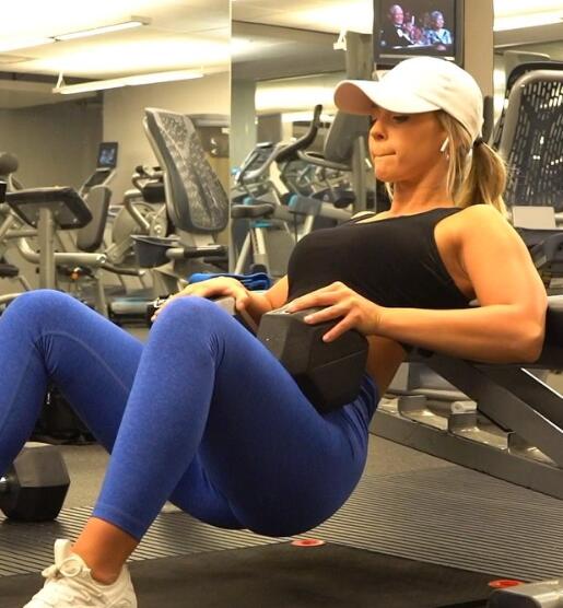 大腿根很粗怎么能把它减掉,5个动作轻松摆脱大腿粗