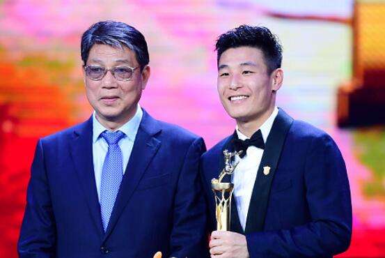 不放弃充满希望的句子,不放弃希望才能成长完整视频