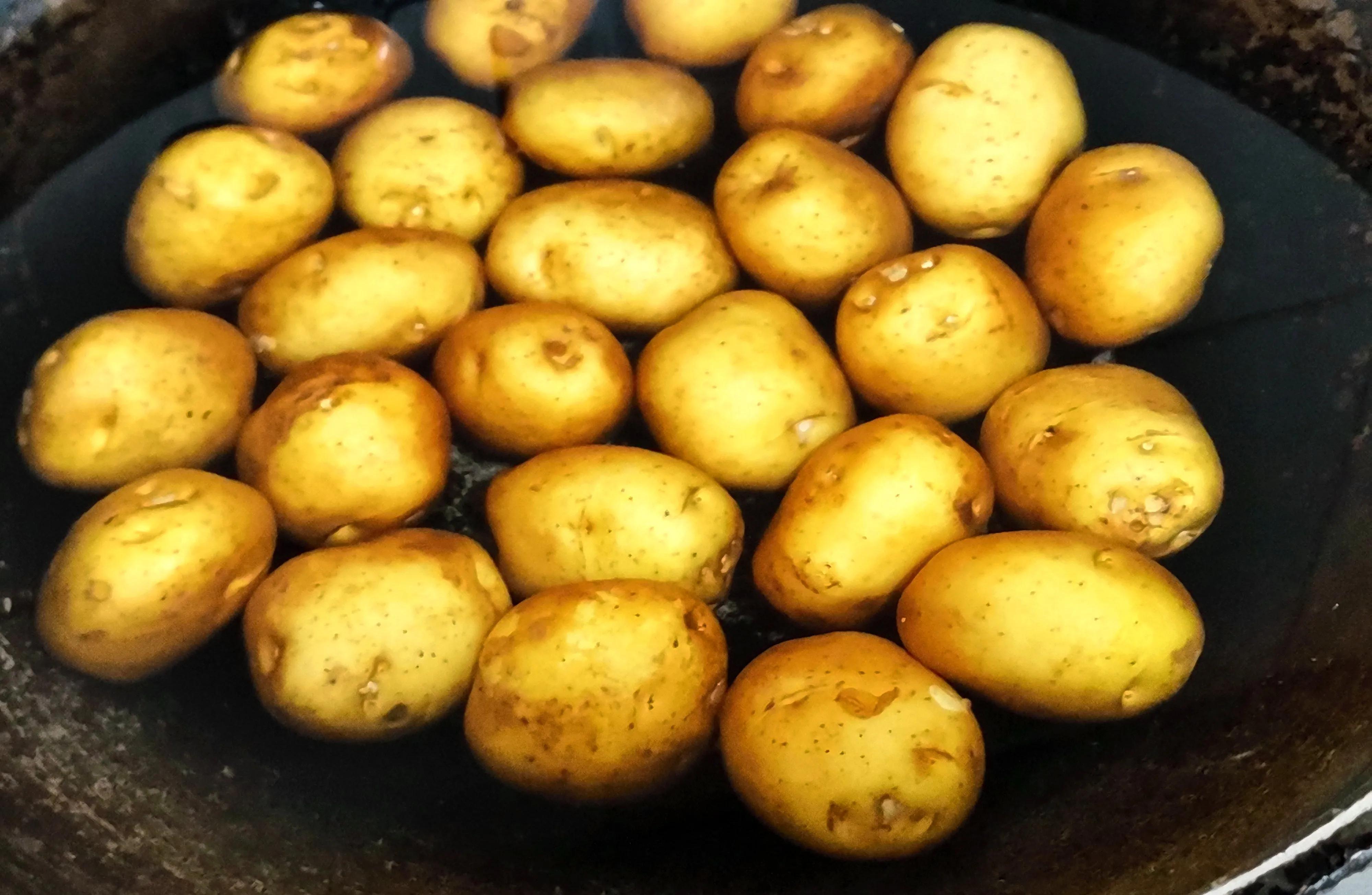 剩下来的炕土豆怎么做好吃,重庆炕土豆家常做法