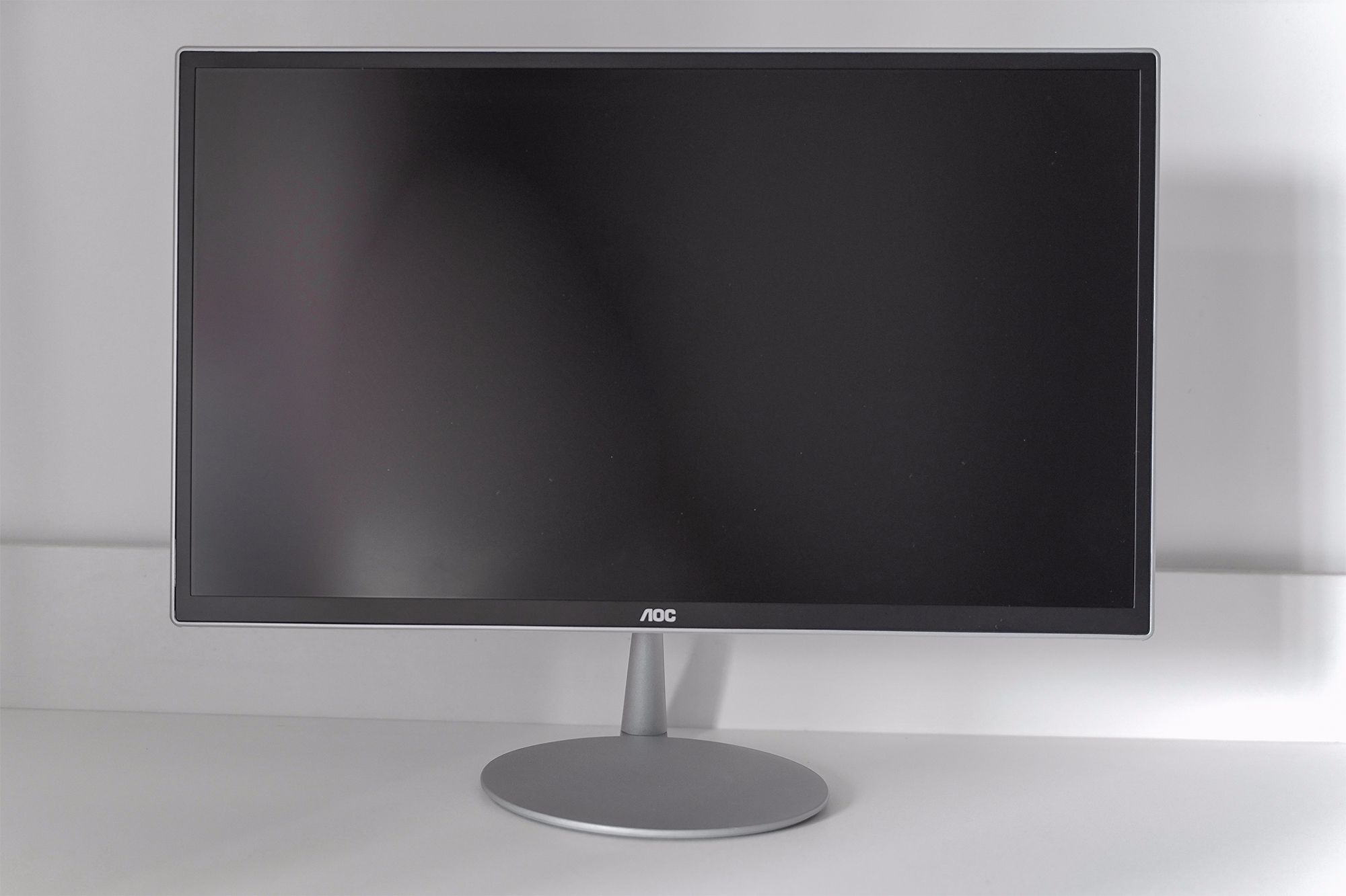 不到1k的显示器240hz,不到1k的4k显示器