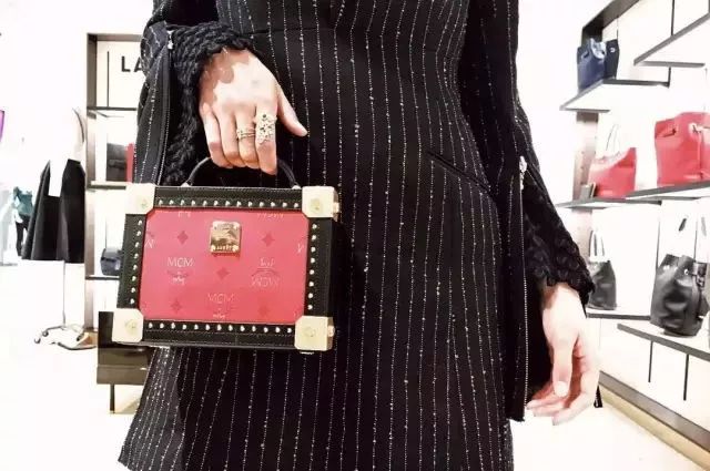 mcm为什么有的深有的浅,mcm为什么火