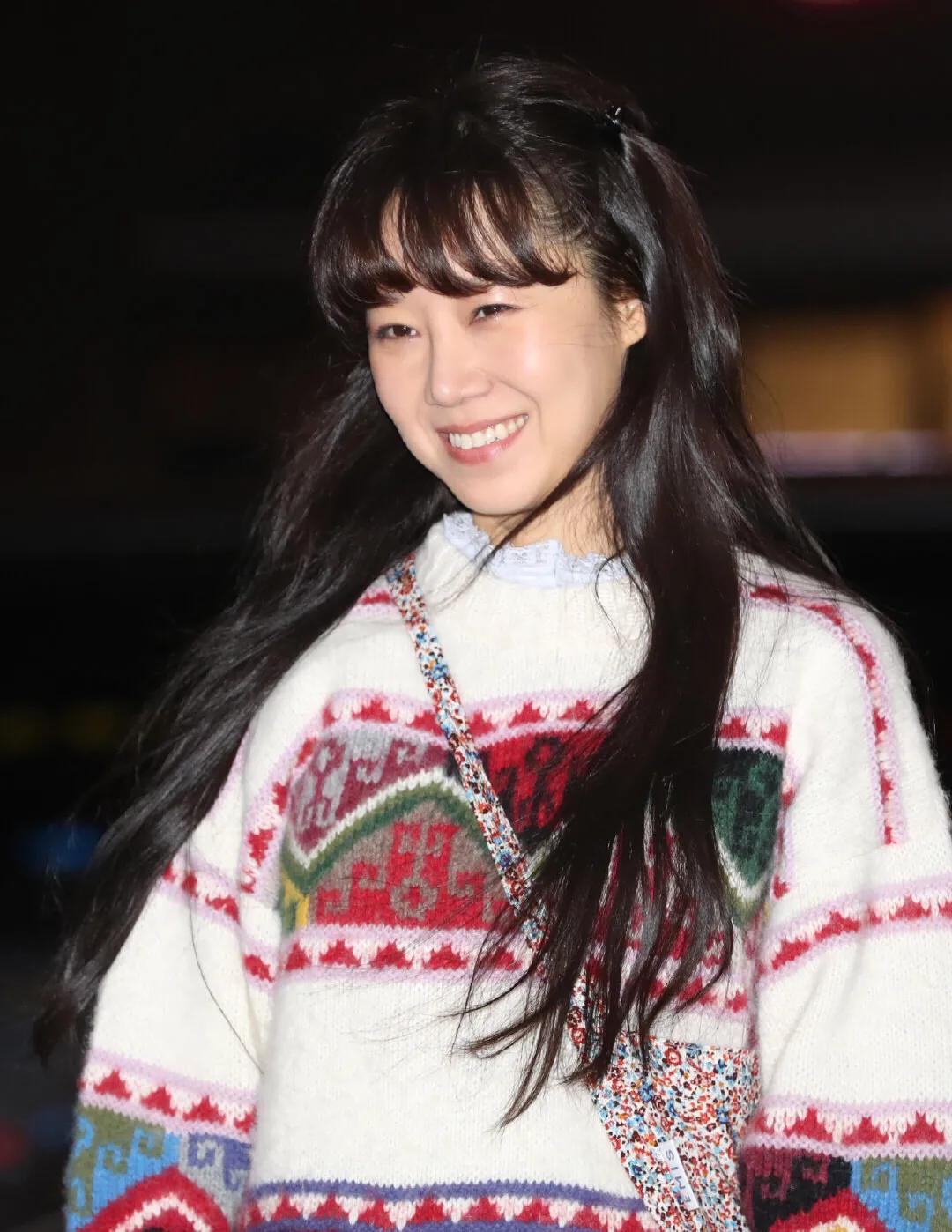 孔孝真欧尼夏季,赵寅成孔孝真行走的衣架子