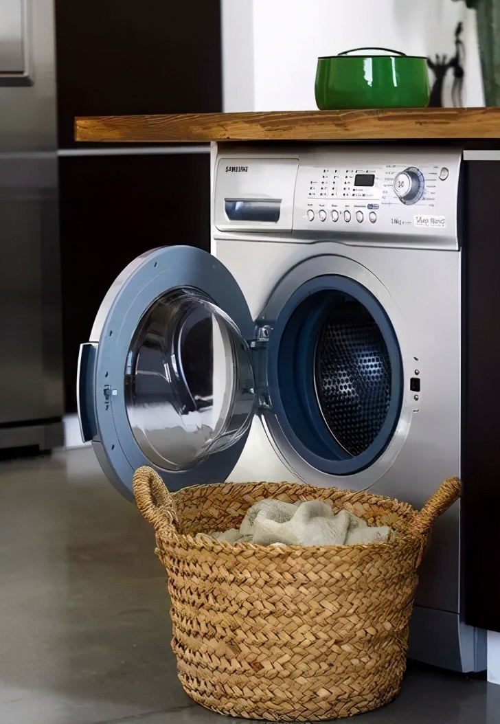 洗衣机长霉菌有异味？3个小妙招，衣物更干净