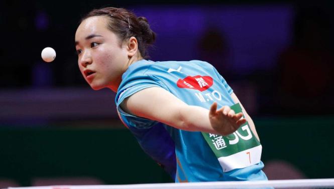 四个人坐在一起聊天的是什么节目,4个人坐在一起聊天的节目