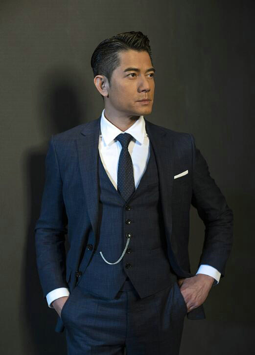 结婚前一天晚上新郎着装,河南简单中式婚礼新娘新郎的着装