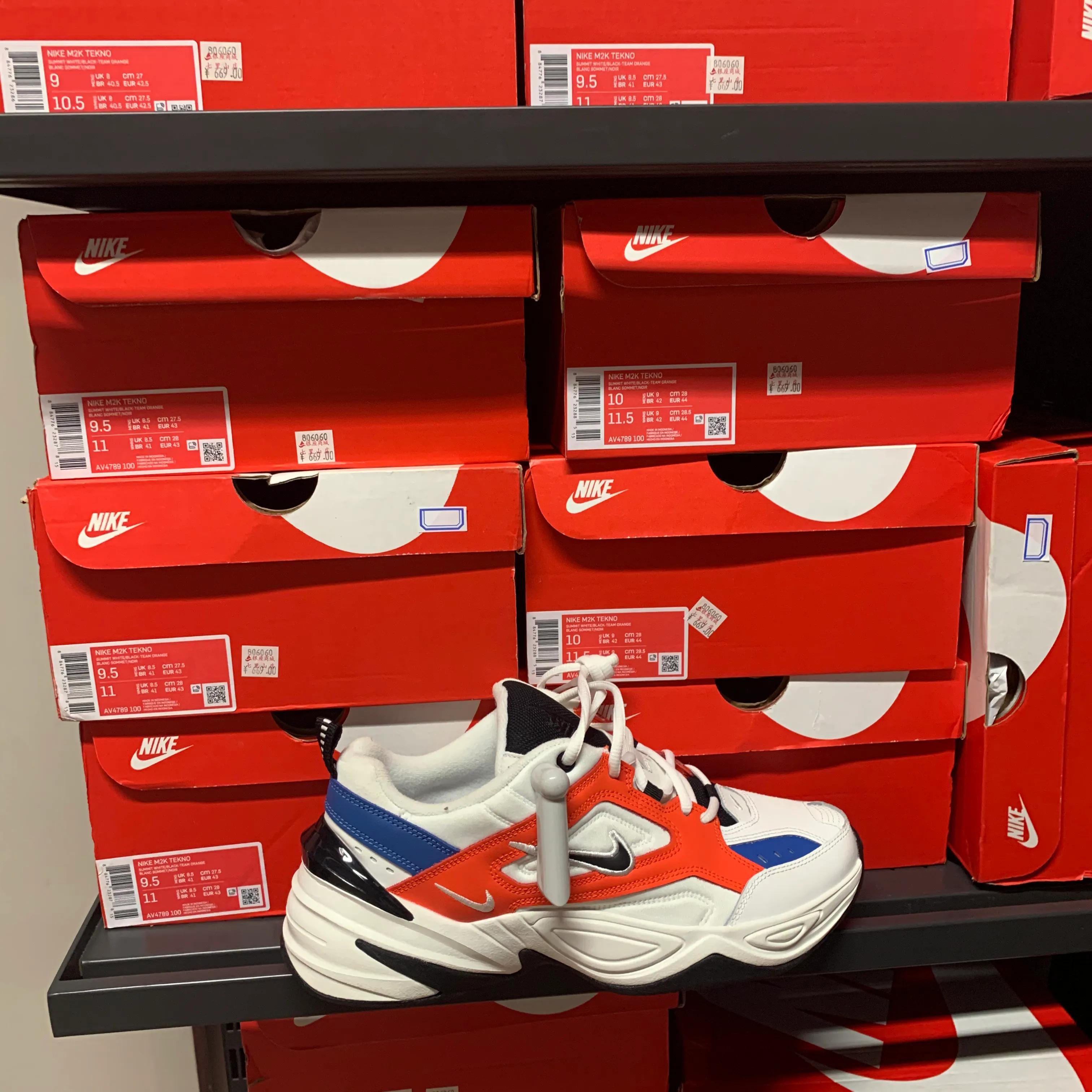 打折的日用品暗藏什么玄机？走进这家商场来揭秘