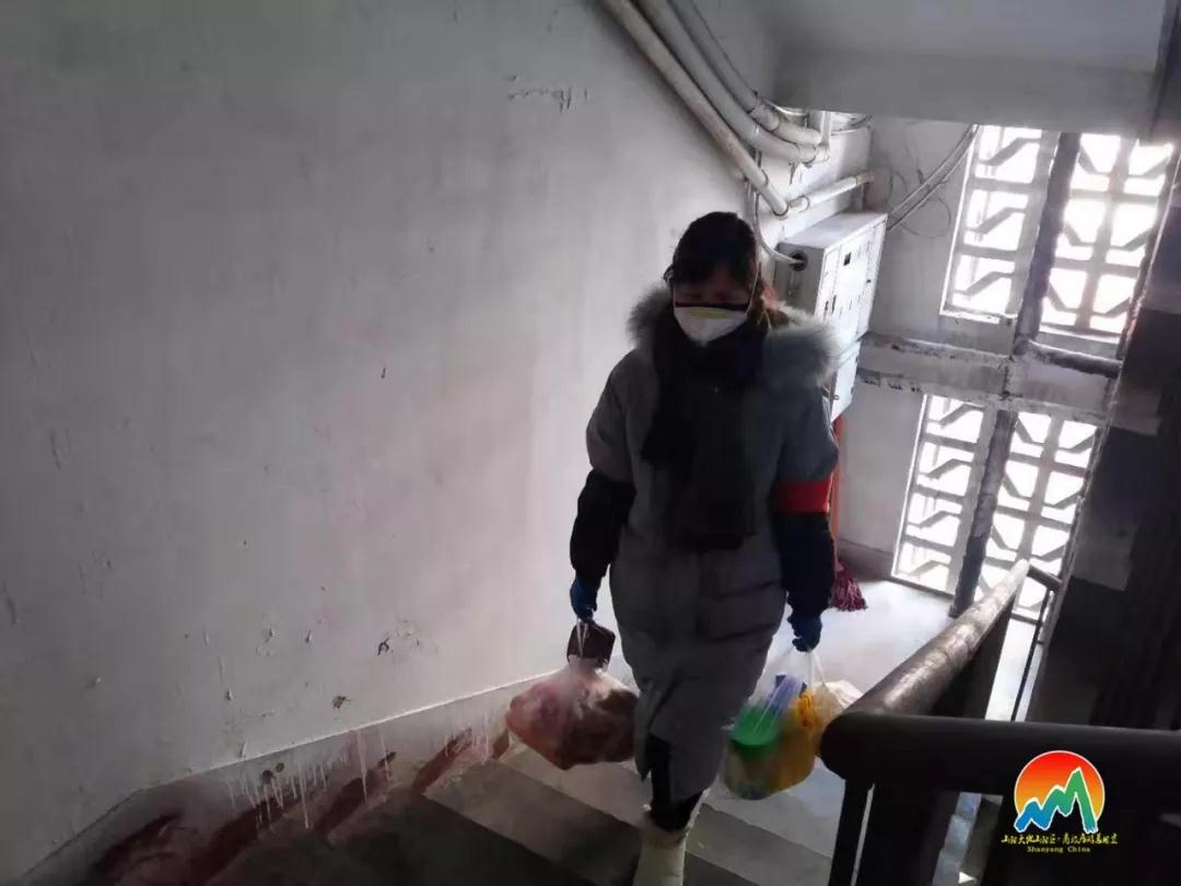 基层党员用行动温暖群众,党员跑腿温暖民心