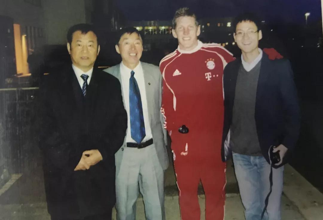 中国足球青训教父级人物,前国脚李霄鹏