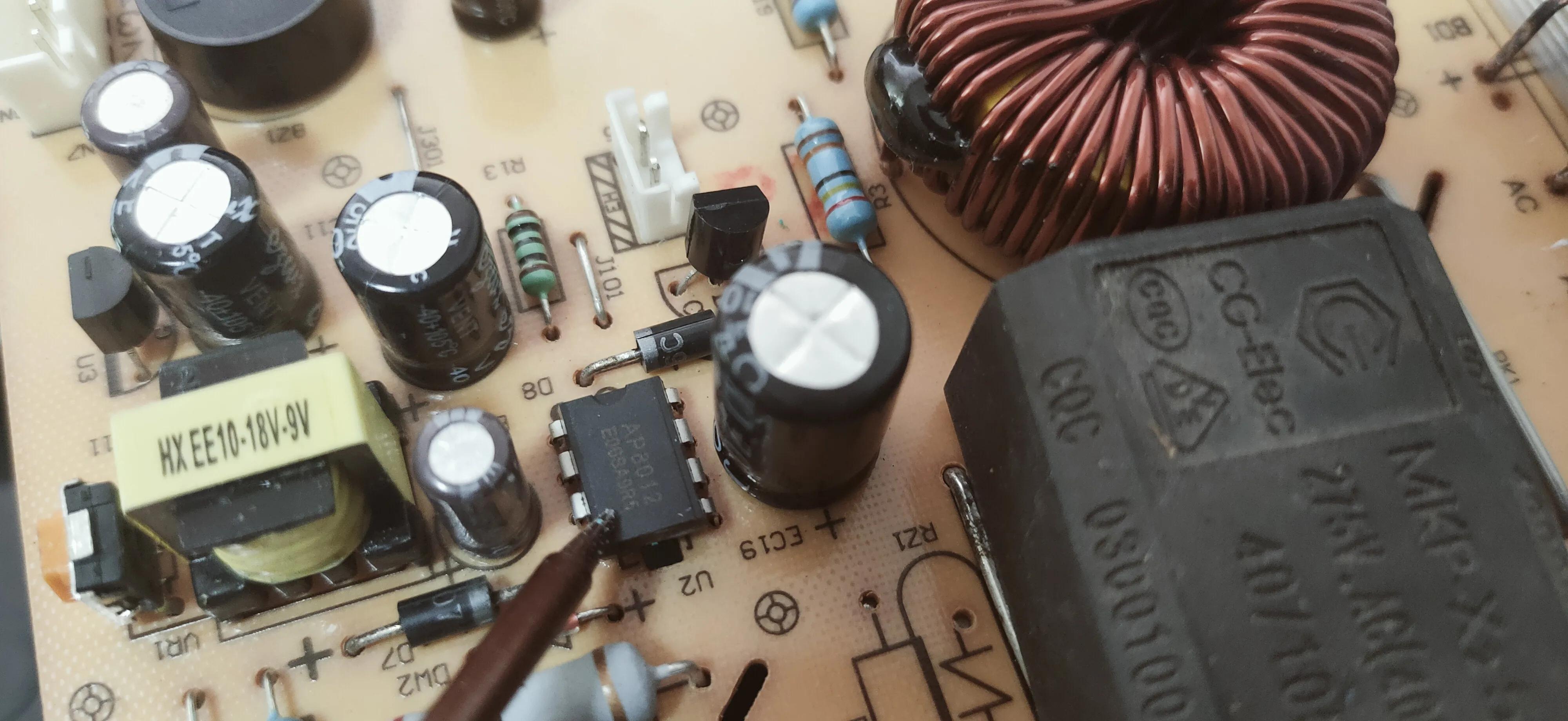 电磁炉e4故障最快维修方法,苏泊尔电磁炉的常见故障维修