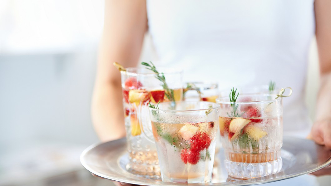 夏天清凉防中暑降火茶,夏天防中暑喝什么茶最好