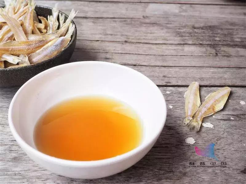 生抽老抽味极鲜酱油有啥区别,生抽老抽味极鲜有何不同