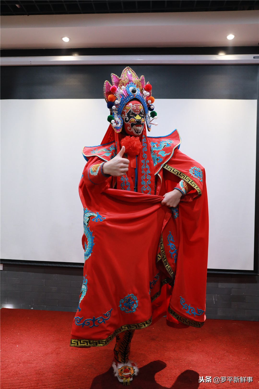 罗平大型购物中心上线，吃喝玩乐购沸腾全城！