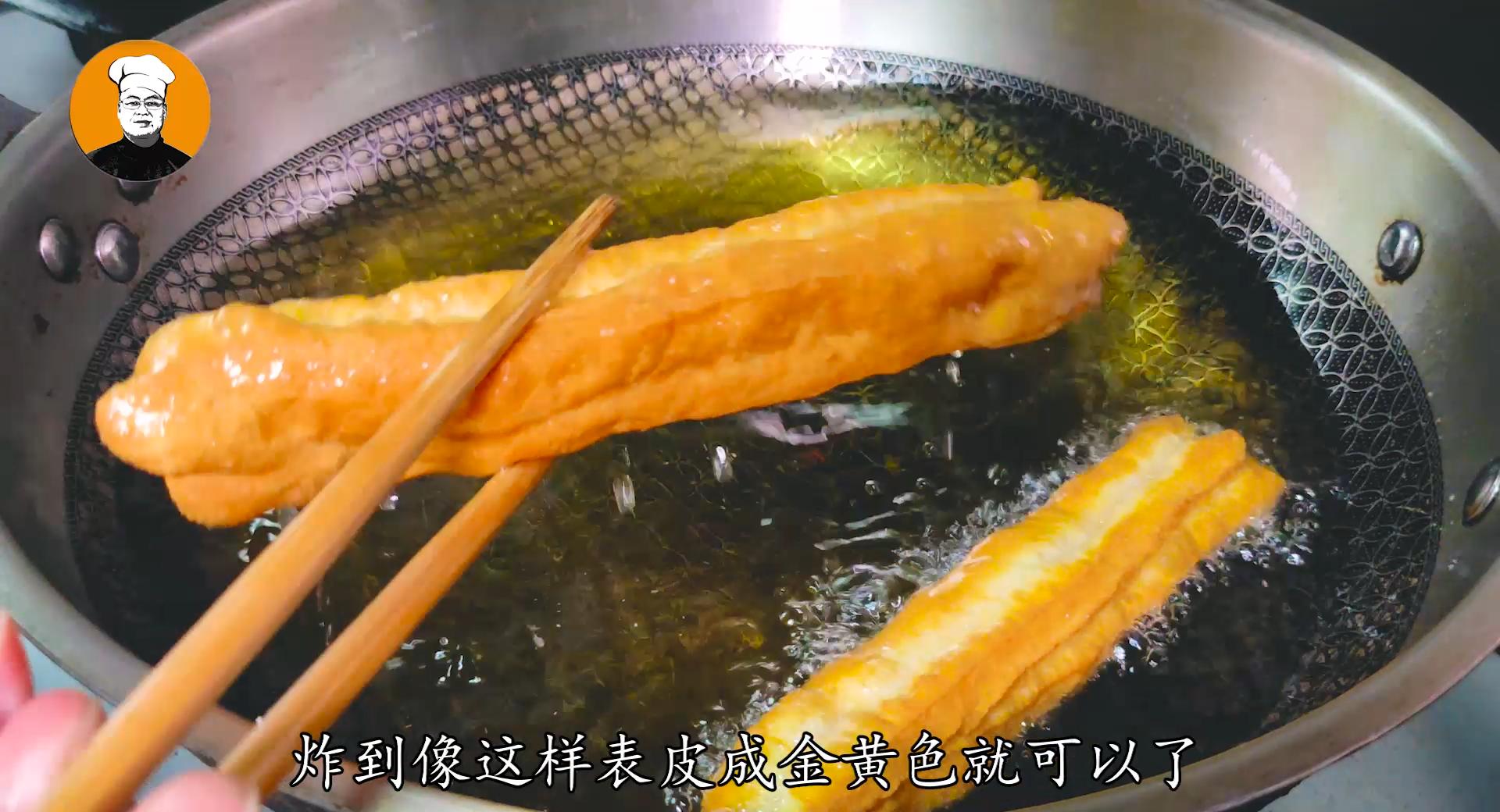 油条不用出去买了比例配方全拿走,家庭版油条配比教程