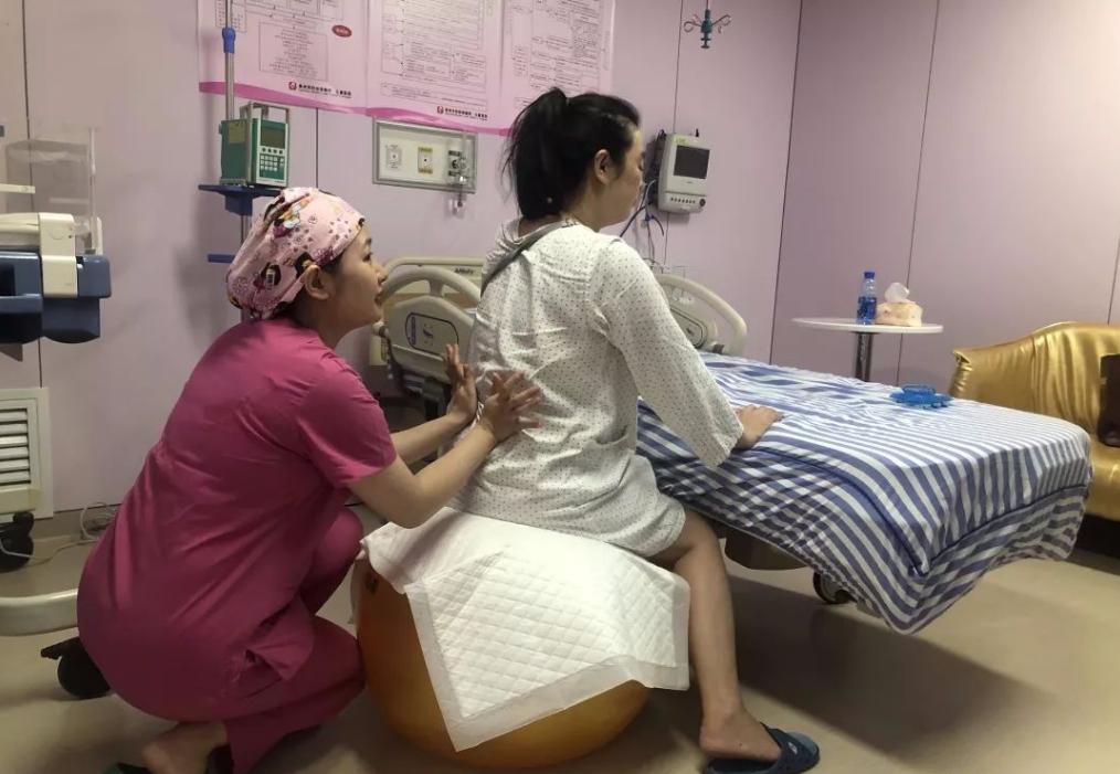 顺产的开十指有多大,顺产开十指相当于西瓜大小