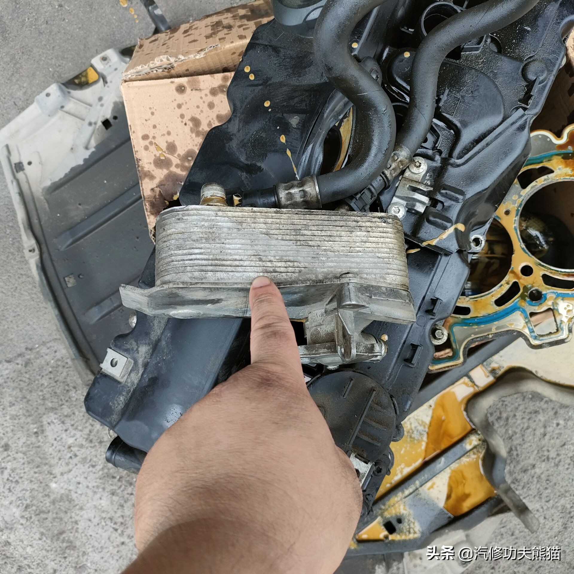 e90宝马325i容易烧机油,宝马e90325i烧机油能修好吗