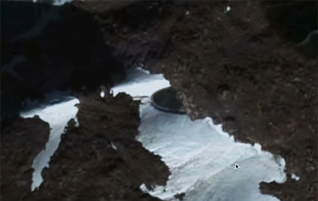 谷歌地图上的深海巨怪南极,谷歌地图上的南极异象