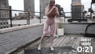 一组弹力带练臀动作，全面刺激臀肌，帮你用翘臀替换掉扁平臀