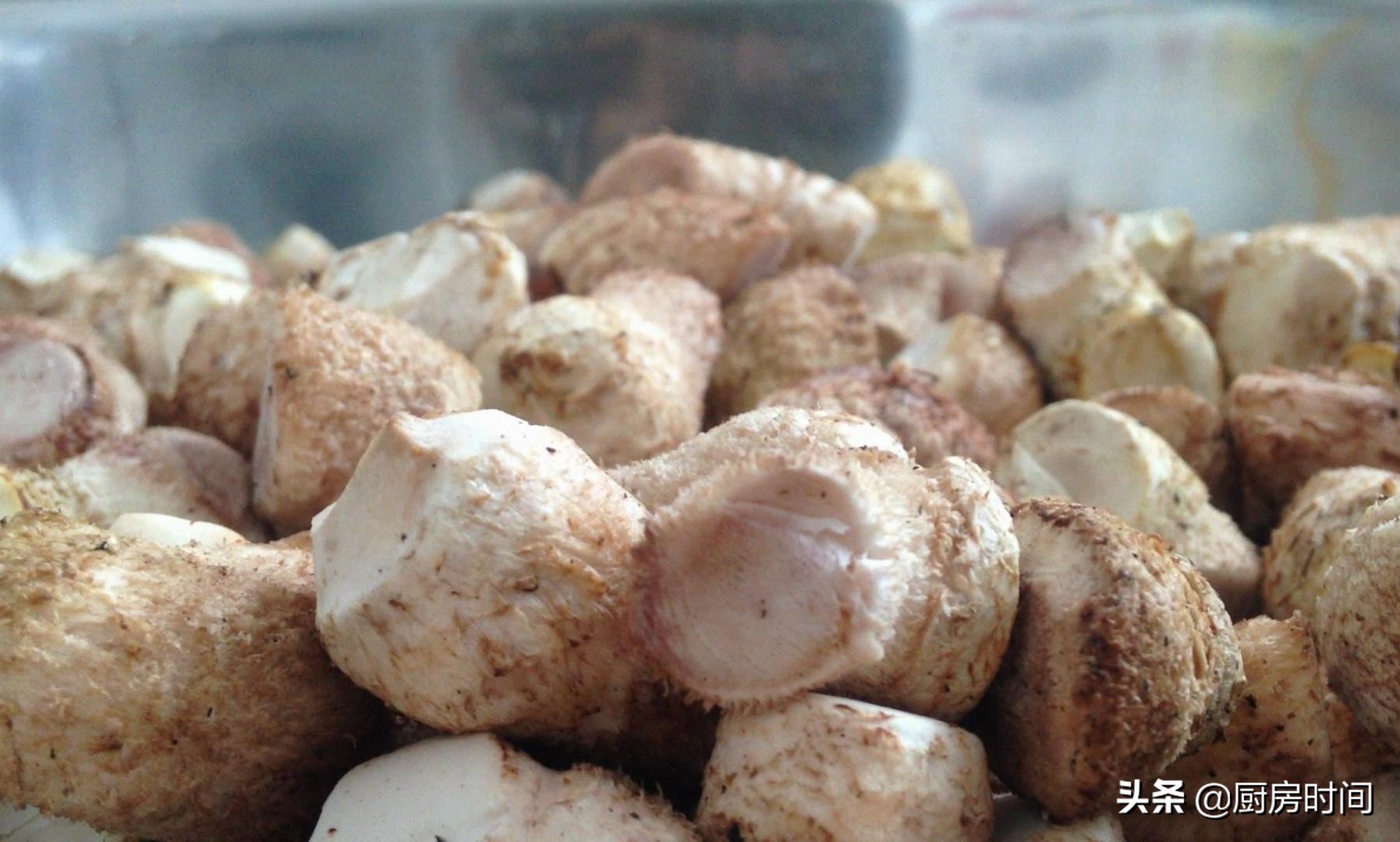 怎样做香菇酱最好吃,简单家常香菇酱