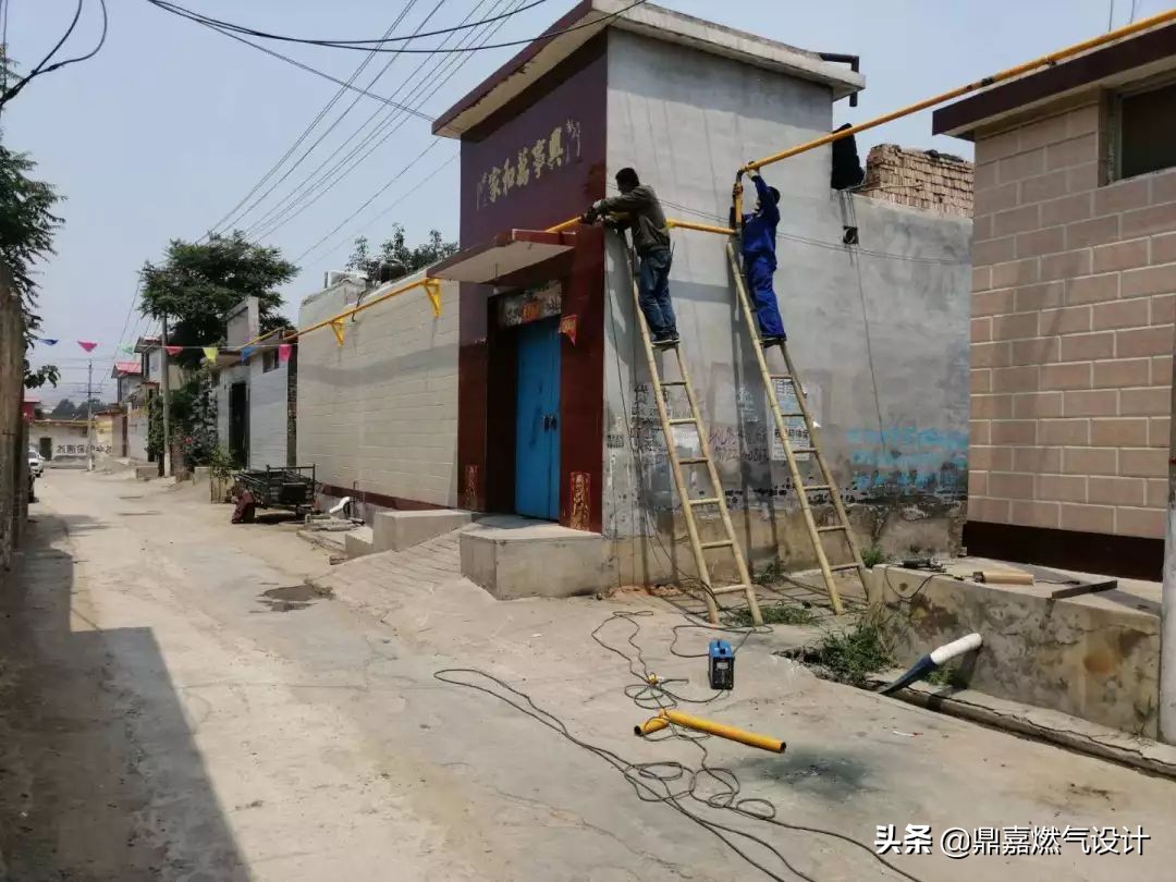 看着害怕?|房子墙外燃气管道危不危险,听听燃气公司怎么说