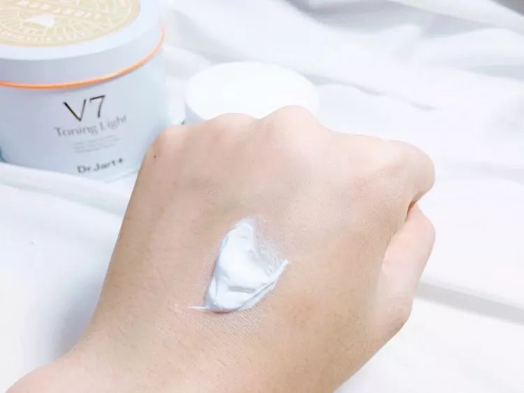 十大公认好用便宜的美白素颜霜,美白效果超好的素颜霜