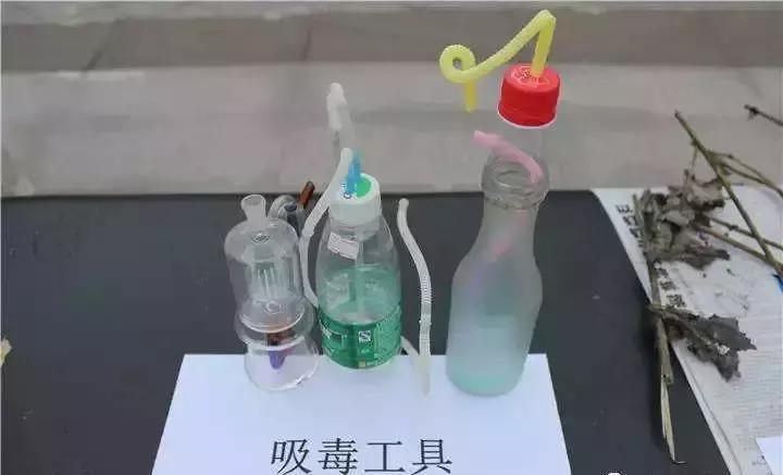 别碰它韩语,别碰它英文歌