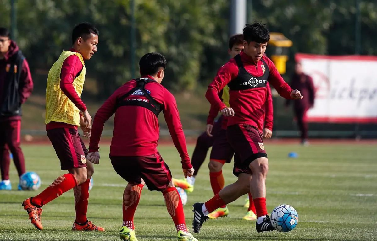 王楠迎来乒超联赛,王楠国家队赛前热身