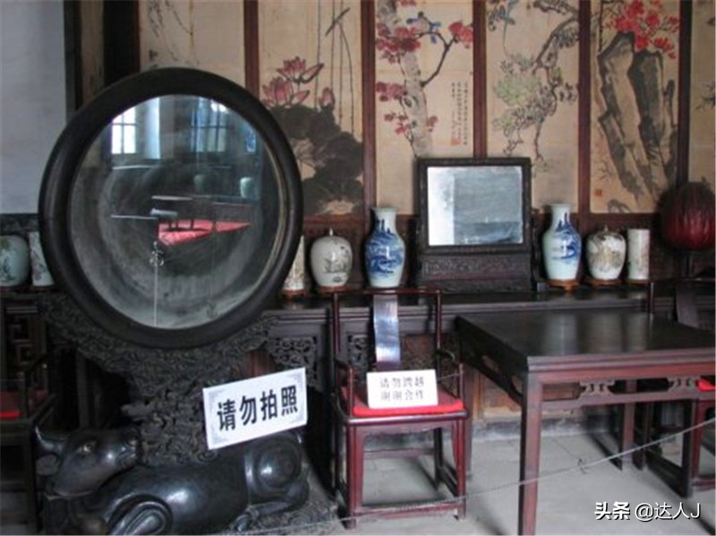 跟着小天才继续出门采购,跟着小天玩游戏