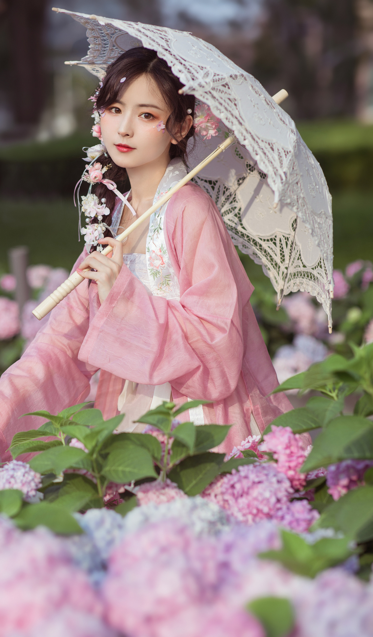 穿汉服的发型怎么扎简单又好看,穿汉服不知道扎什么短发