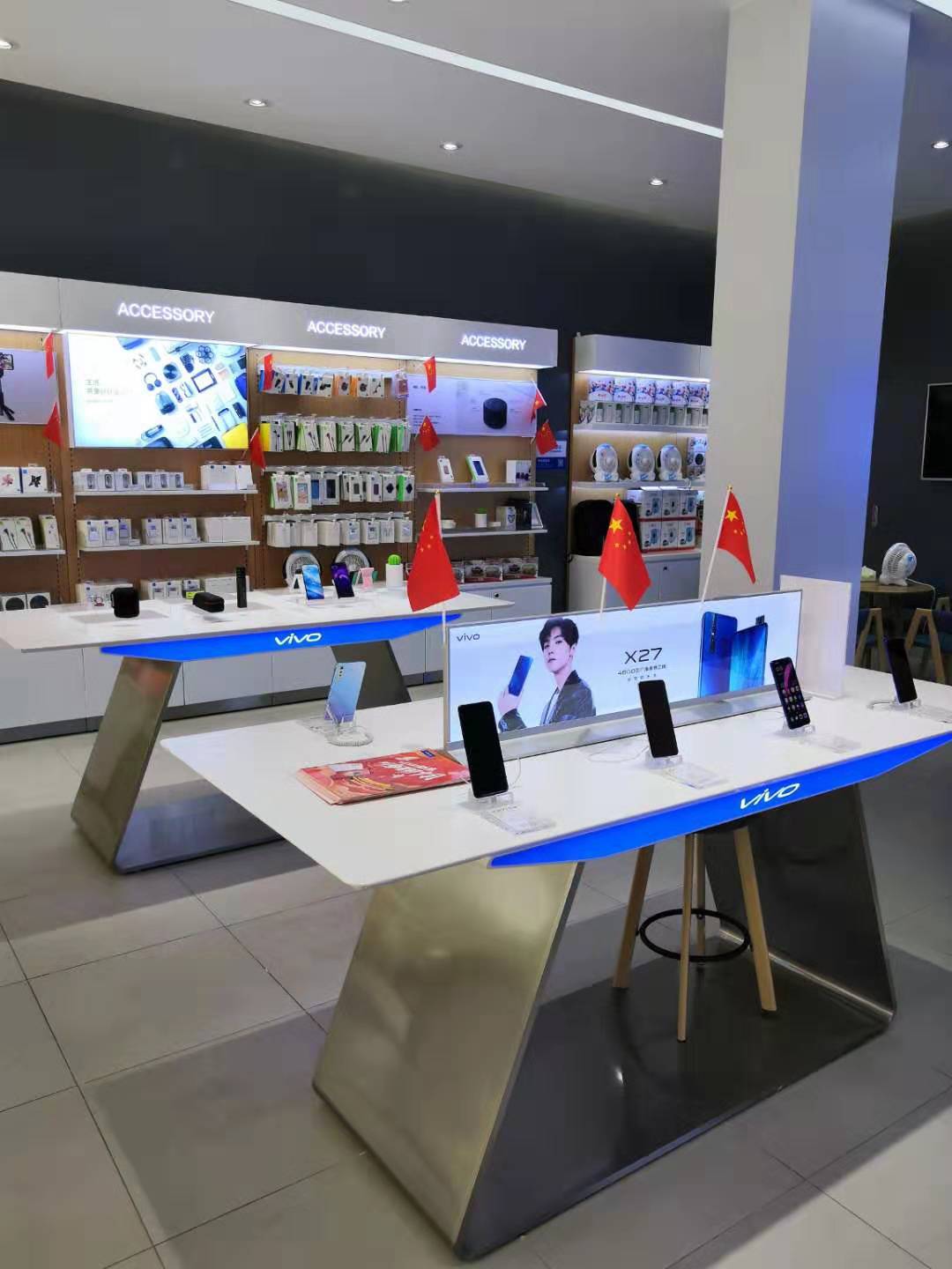 OPPO携手VIVO寻求手机卖场合作，一同打造线下排他经营“精品店”