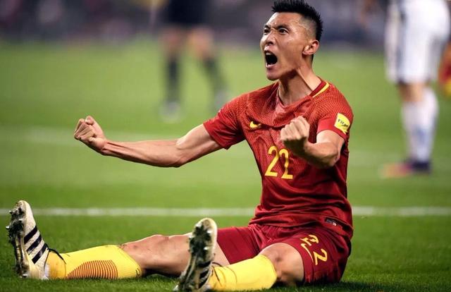 于大宝中国足球锦鲤,于大宝国足球衣