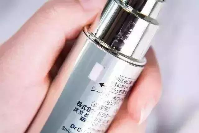 盘点日本最受欢迎的7款美白精华！平价和大牌究竟差在哪里？