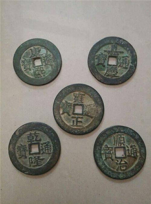 大清十二帝谁是真正的乾隆皇帝,康熙雍正乾隆哪个功绩最大