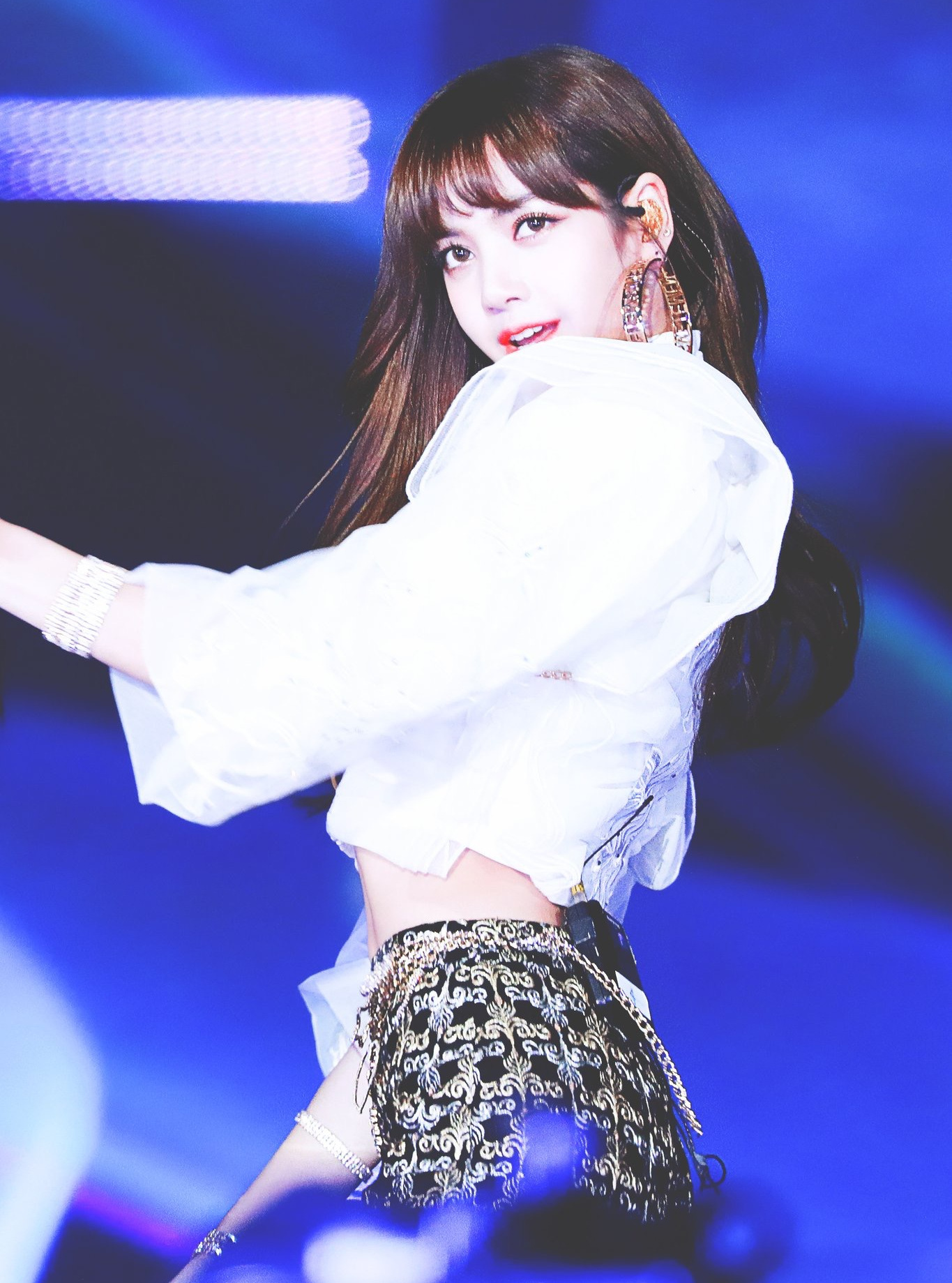 一段solo舞蹈瞬间涨粉1330万，成为全泰国粉丝最多的人！