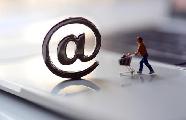 网购手机和实体店买手机哪个好,网上买手机与实体店手机区别