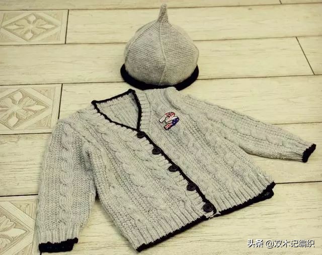 男宝宝从上往下v领开衫编织教程,3岁男宝v领开衫编织视频教程