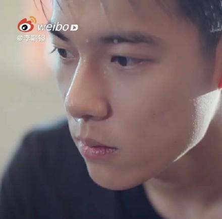 前国脚李明儿子李嗣镕,前国脚李明之子李嗣镕颜值