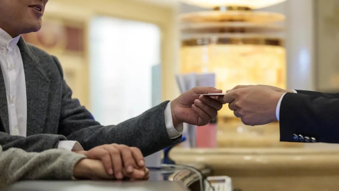 酒店前台接待的诀窍,酒店前台接待教程视频